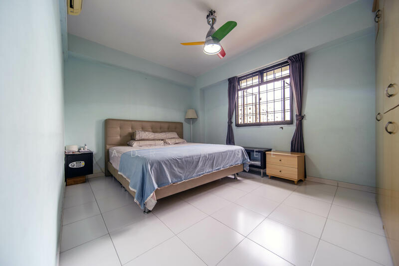 679 Choa Chu Kang Crescent HDB Flat For Sale at S$ 638,000 | PropertyGuru Singapore - Bedroom