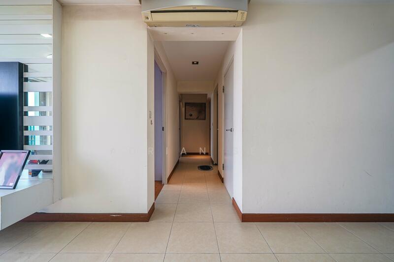 306A Punggol Place HDB Flat For Sale at S$ 800,000 | PropertyGuru Singapore - Corridor