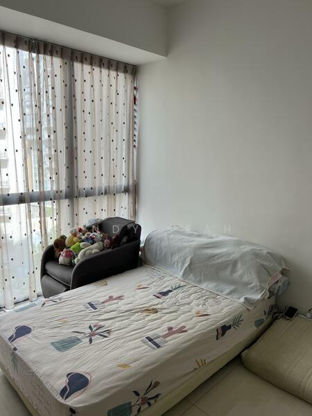 Seastrand Condominium For Sale at S$ 768,000 | PropertyGuru Singapore - Bedroom