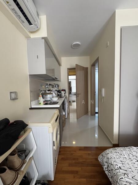 Twin Fountains Executive Condominium For Sale at S$ 1,700,000 | PropertyGuru Singapore - Studio Kitchen