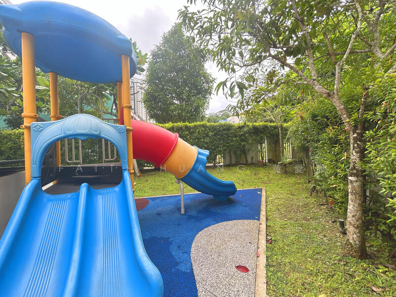 Natura @ Hillview, 18 Hillview Terrace, 2 Bedrooms, 1,044 sqft, Condominium For Rent, by Faith Huang 黄愛雁, 500046031 - Exterior - PropertyGuru.com.sg