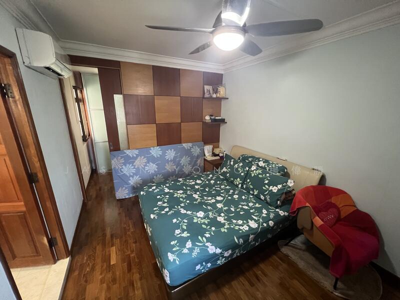 For Sale - 337 Sembawang Crescent