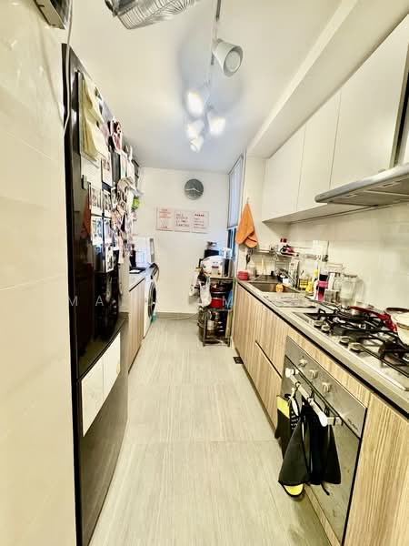 Rivercove Residences EC, 20 Anchorvale Ln, 3 Bedrooms, 904 sqft, Executive Condominium For Sale, by Malcolm Neo, 500046044 - Kitchen - PropertyGuru.com.sg