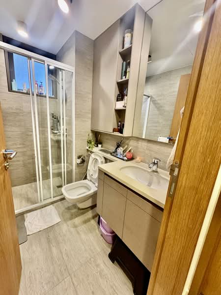 Rivercove Residences EC, 20 Anchorvale Ln, 3 Bedrooms, 904 sqft, Executive Condominium For Sale, by Malcolm Neo, 500046044 - Bathroom - PropertyGuru.com.sg