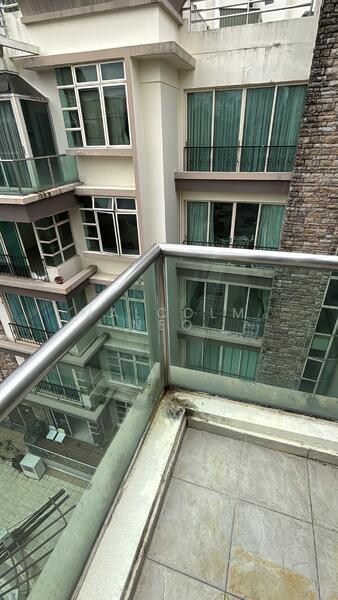 Jervois Regency Condominium For Sale at S$ 2,888,888 | PropertyGuru Singapore - Balcony