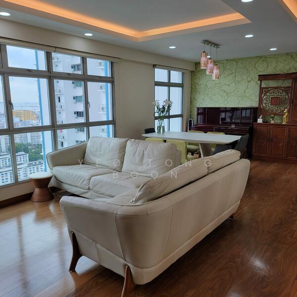 440C Clementi Avenue 3 HDB Flat For Sale at S$ 1,580,000 | PropertyGuru Singapore - Living Room