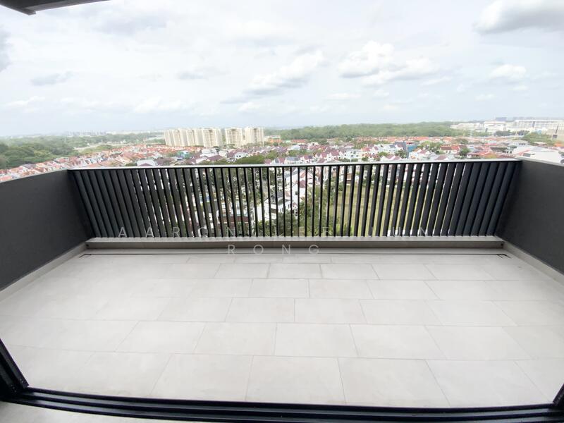 Lentor Modern, Lentor Central, 4 Bedrooms, 1,528 sqft, Condominium For Sale, by Aaron Lee Jun Rong, 500046106 - Balcony - PropertyGuru.com.sg