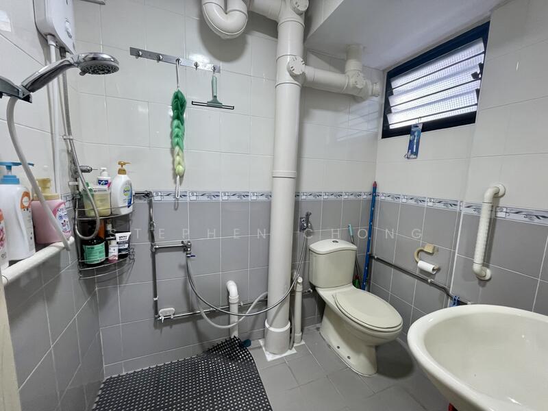 551 Ang Mo Kio Avenue 10 HDB Flat For Sale at S$ 700,000 | PropertyGuru Singapore