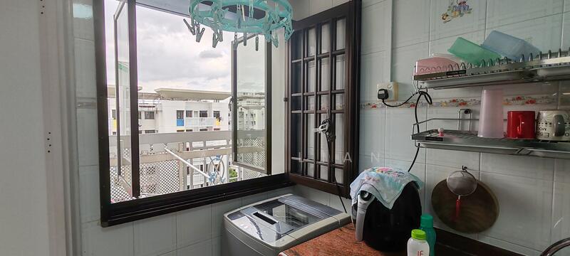 98 Aljunied Crescent HDB Flat For Sale at S$ 470,000 | PropertyGuru Singapore