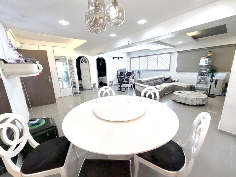 Living Dining room Angle 2