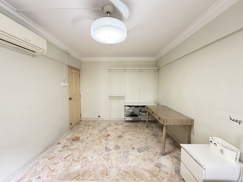 423 Bedok North Avenue 1, 423 Bedok North Avenue 1, 2 Bedrooms, 882 sqft, HDB Flat For Rent, by Yang Yang, 500046146 - Study - PropertyGuru.com.sg