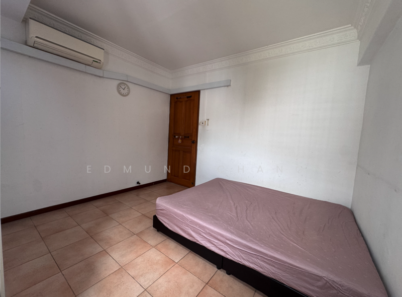 152 Jalan Teck Whye HDB Flat For Sale at S$ 618,000 | PropertyGuru Singapore - Bedroom