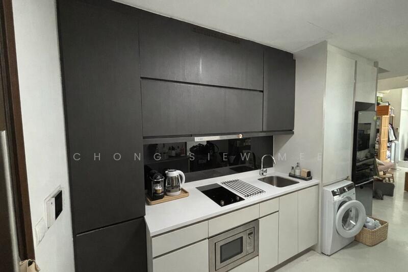 The Cristallo Condominium For Sale at S$ 900,000 | PropertyGuru Singapore - Kitchen