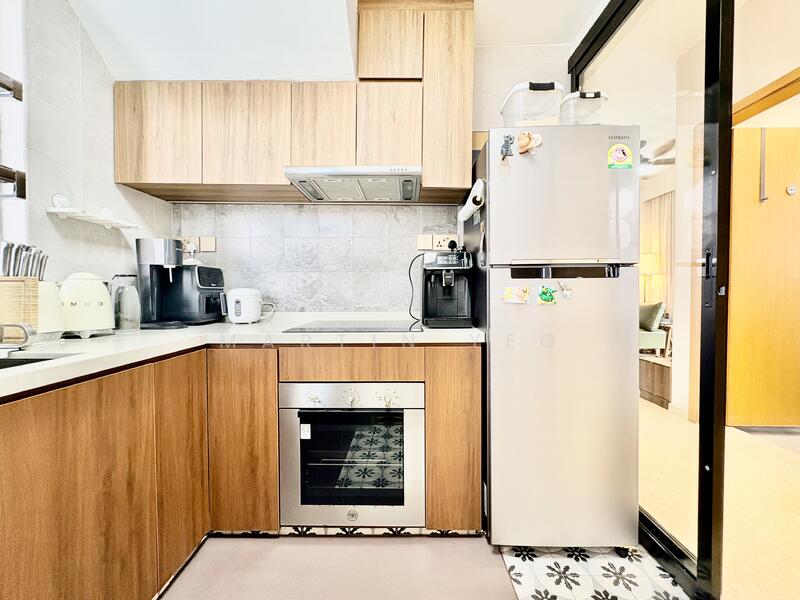 Freehold Duplex Penthouse Katong Joo Chiat 1km Tao Nan School 2 Bed 3 Bath Spacious Apartment For Sale at S$ 1,650,000 | PropertyGuru Singapore