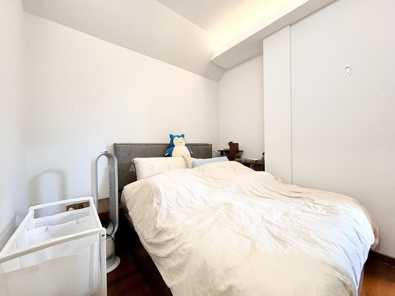 Freehold Duplex Penthouse Katong Joo Chiat 1km Tao Nan School 2 Bed 3 Bath Spacious Apartment For Sale at S$ 1,650,000 | PropertyGuru Singapore