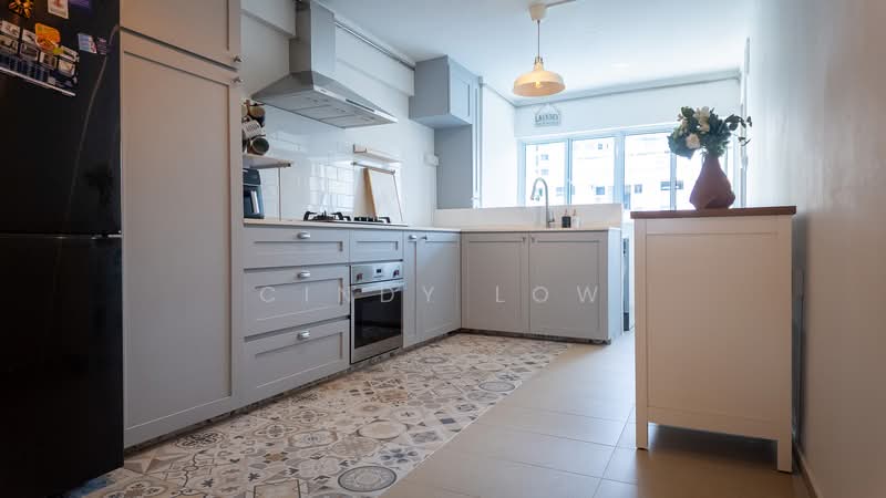 10 Pine Close HDB Flat For Sale at S$ 639,000 | PropertyGuru Singapore