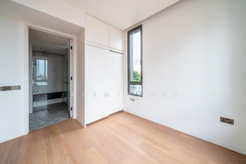 10 Evelyn Condominium For Sale at S$ 3,339,000 | PropertyGuru Singapore - Bedroom
