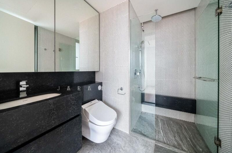 10 Evelyn Condominium For Sale at S$ 3,339,000 | PropertyGuru Singapore - Bathroom