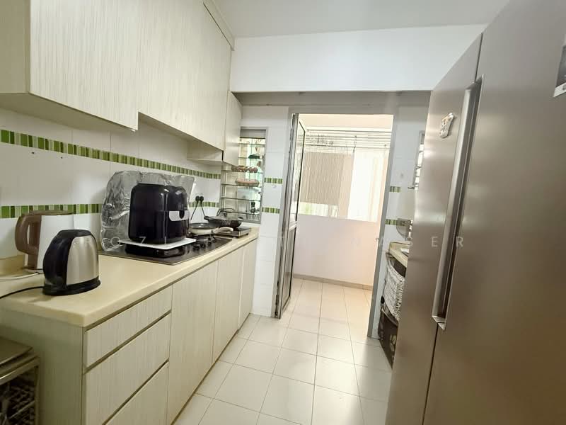 452 Yishun Ring Road HDB Flat For Sale at S$ 470,000 | PropertyGuru Singapore