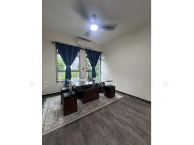 For Sale - 129C Canberra Street