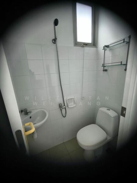 The Nexus, 951 Bukit Timah Road, 3 Bedrooms, 1,173 sqft, Condominium For Rent, by William Tan Wei Liang, 500046358 - Bathroom - PropertyGuru.com.sg