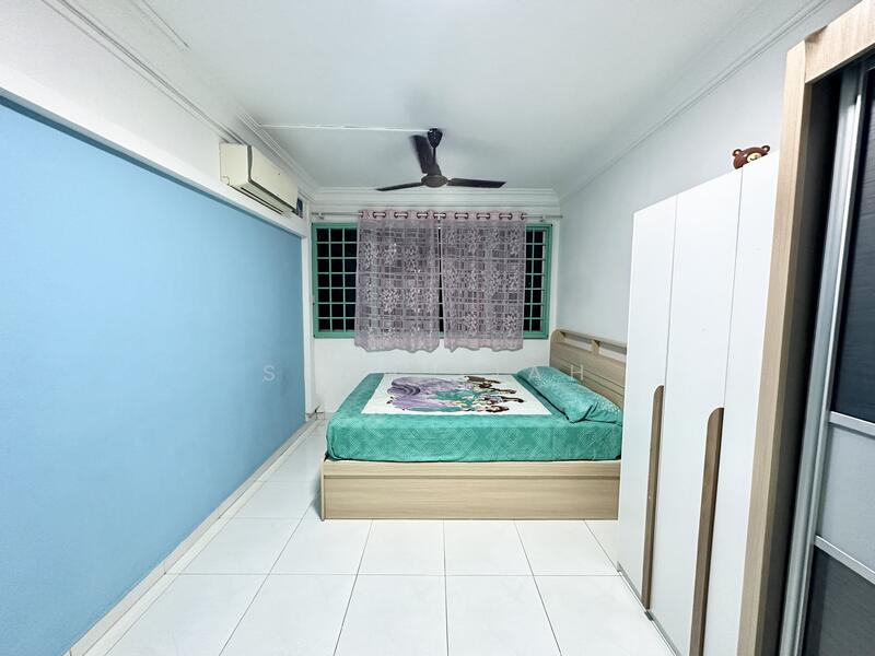 For Sale - 713 Jurong West Street 71