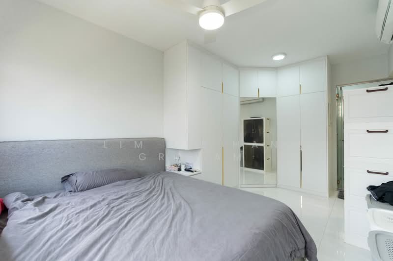 874C Tampines Street 85, 874C Tampines Street 85, 3 Bedrooms, 1,216 sqft, HDB Flat For Sale, by Lim Jie Han Graham, 500046397 - Bedroom - PropertyGuru.com.sg