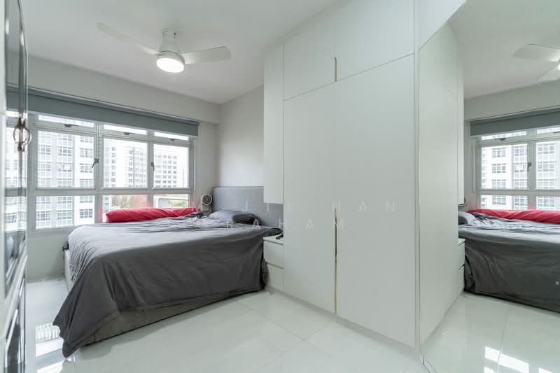 874C Tampines Street 85, 874C Tampines Street 85, 3 Bedrooms, 1,216 sqft, HDB Flat For Sale, by Lim Jie Han Graham, 500046397 - Bedroom - PropertyGuru.com.sg