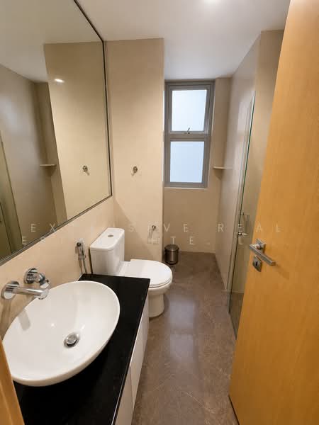Cairnhill Crest, 2 Cairnhill Circle, Orchard / River Valley, 3 Bedrooms, 2,637 sqft, Condominium For Sale, by ARTHUR, 500046409 - Bathroom - PropertyGuru.com.sg