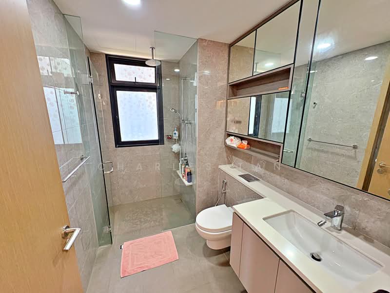 The Tapestry Condominium For Sale at S$ 1,070,000 | PropertyGuru Singapore - Bathroom