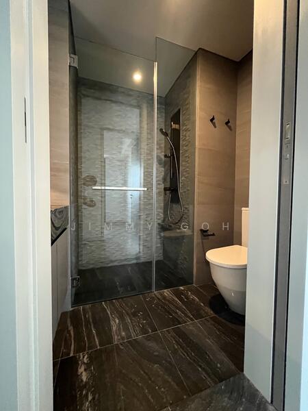 Margaret Ville, 20 Margaret Drive, 2 Bedrooms, 700 sqft, Apartment For Rent, by Jimmy Goh, 500046421 - Bathroom - PropertyGuru.com.sg