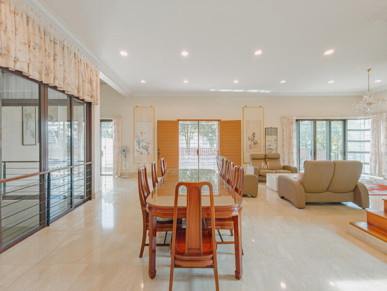 Holland Grove Road Terrace, Holland Grove Terrace, Tanglin / Holland / Bukit Timah, 6 Bedrooms, 3,326 sqft, Semi-Detached House For Sale, by Edmund Lim, 500046427 - Living Room - PropertyGuru.com.sg