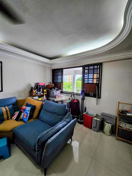 429 Ang Mo Kio Avenue 3, 429 Ang Mo Kio Avenue 3, 3 Bedrooms, 990 sqft, HDB Flat For Sale, by Vivian Tan B L, 500046446 - Living Room - PropertyGuru.com.sg