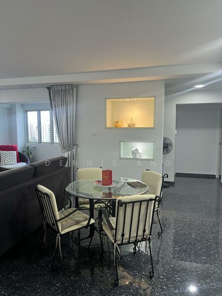 255 Compassvale Road, 255 Compassvale Road, 3 Bedrooms, 1,238 sqft, HDB Flat For Rent, by Dennis Ang, 500046463 - Living Room - PropertyGuru.com.sg