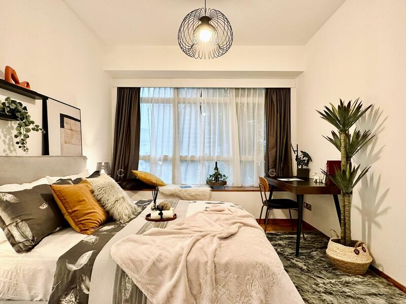 Icon Apartment For Sale at S$ 1,400,000 | PropertyGuru Singapore - Bedroom