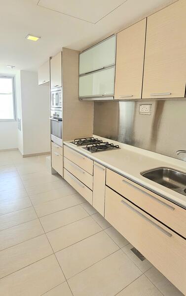 8 @ Mount Sophia, 8 Mount Sophia, 2 Bedrooms, 861 sqft, Condominium For Rent, by Julia Pok, 500046506 - Kitchen - PropertyGuru.com.sg