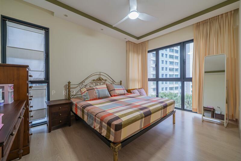 Riverparc Residence Executive Condominium For Sale at S$ 1,650,000 | PropertyGuru Singapore - Master Bedroom