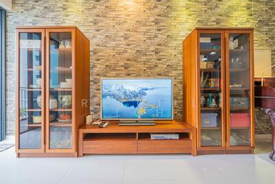 For Sale - Riverparc Residence