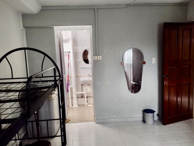 226 Jurong East Street 21, 226 Jurong East Street 21, Room Rental, 130 sqft, HDB Flat For Rent, by Zhang Yi Hai Kevin, 500046567 - Bathroom - PropertyGuru.com.sg
