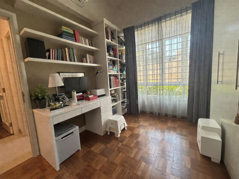 Cavendish Park Condominium For Sale at S$ 2,200,000 | PropertyGuru Singapore - Study