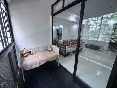 For Rent - 291C Compassvale Street