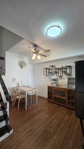 Pandan Valley, 1 Pandan Valley, Room Rental, 400 sqft, Condominium For Rent, by James Chui, 500046604 - Dining Room - PropertyGuru.com.sg