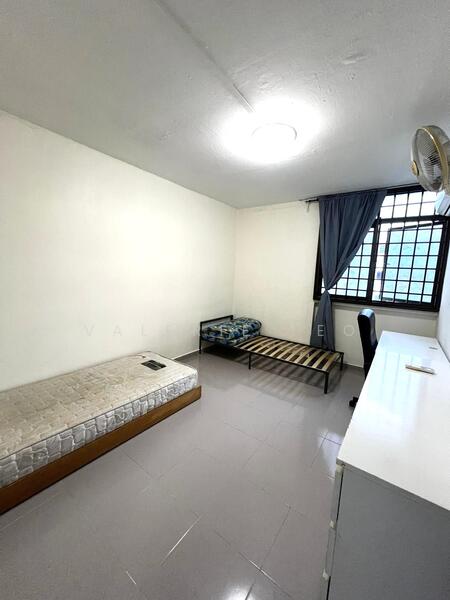 346 Ubi Avenue 1 HDB Flat For Sale at S$ 640,000 | PropertyGuru Singapore - Bedroom