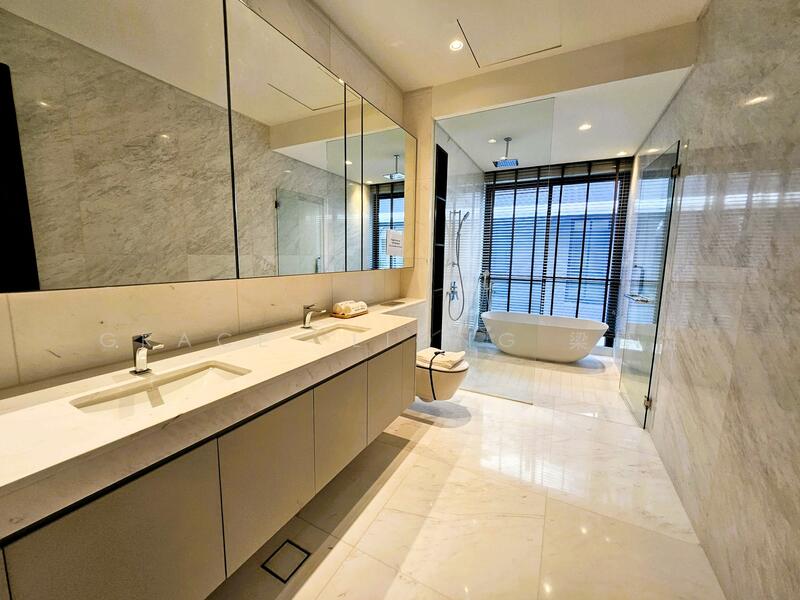 Brand New Hilltop Bungalow near Bukit Timah Detached House For Sale at S$ 25,000,000 | PropertyGuru Singapore - Bathroom