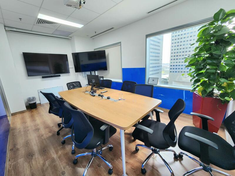Suntec City Tower, 7 Temasek Boulevard, 3,928 sqft, Office For Sale, by SC Phua, 500046665 - Meeting Room - CommercialGuru.com.sg
