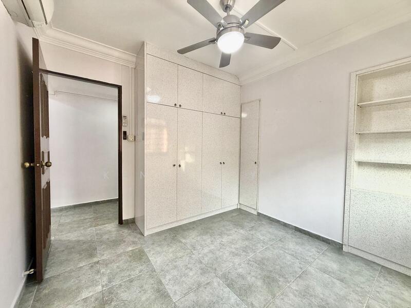 722 Tampines Street 72 HDB Flat For Sale at S$ 770,000 | PropertyGuru Singapore - Bedroom
