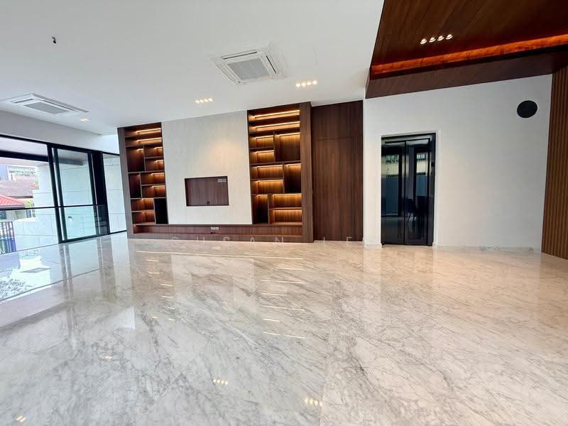Brand New Corner Terrace with Lift District 15, Opera Estate / Fidelio Street / Ernani Street / Jalan Bangsawan / Swan Lake Avenue / Siglap, East Coast / Marine Parade, 5 Bedrooms, 4,800 sqft, Corner Terrace For Sale, by Susan Lee, 500046753 - Living Room - PropertyGuru.com.sg