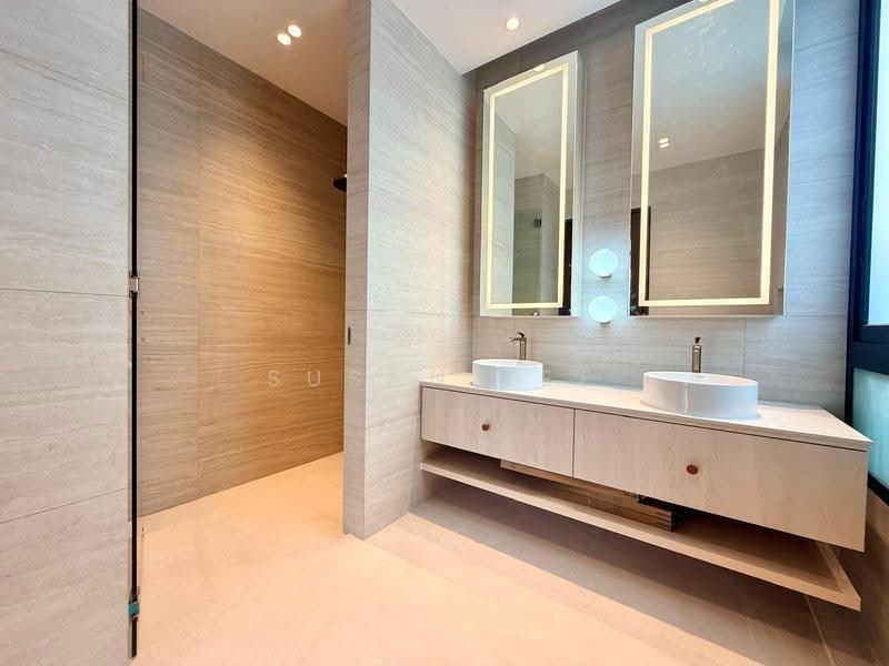 Brand New Corner Terrace with Lift District 15, Opera Estate / Fidelio Street / Ernani Street / Jalan Bangsawan / Swan Lake Avenue / Siglap, East Coast / Marine Parade, 5 Bedrooms, 4,800 sqft, Corner Terrace For Sale, by Susan Lee, 500046753 - Bathroom - PropertyGuru.com.sg