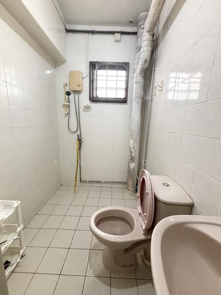 For Sale - 624B Woodlands Drive 52