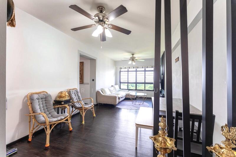 635B Senja Road HDB Flat For Sale at S$ 689,000 | PropertyGuru Singapore - Living Room
